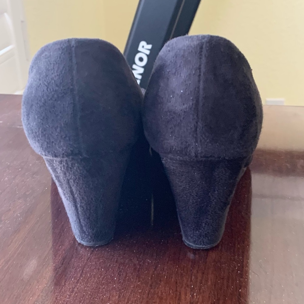 Bow Wedges - Picture 5 of 6